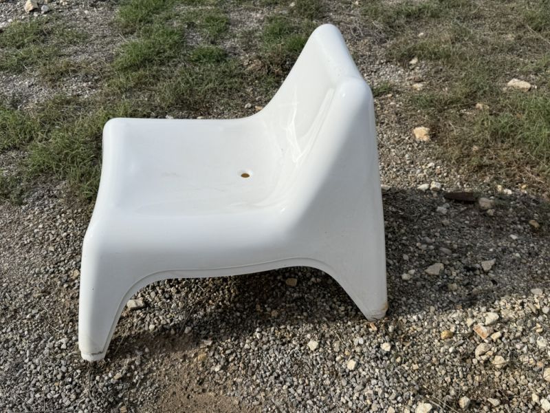 Gartenliegestühle (2 Stück im Set) im Lounge-Stil günstig zu verkaufen / fest, abwaschbar