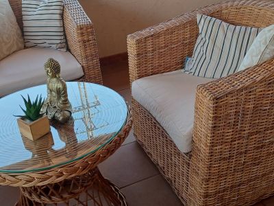 Sofá jardín rattan natural.