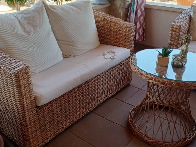 Sofá jardín rattan natural.