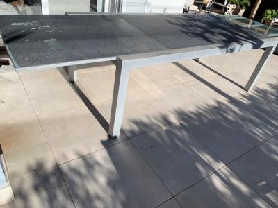 Gartentisch 2,20m ausziehbar auf 3,40m länge