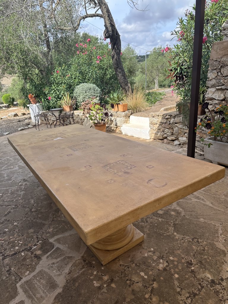 Mesa de jardín
