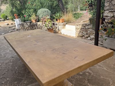 Mesa de jardín
