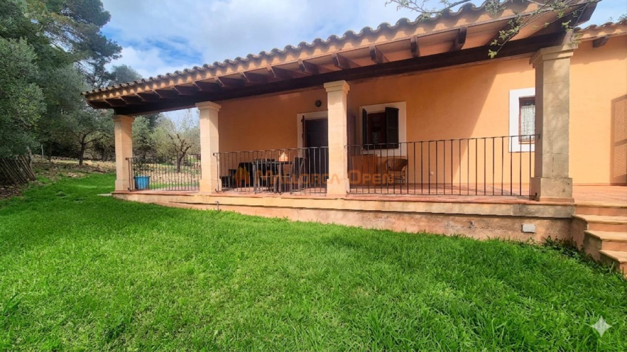 Cozy house for rent with garden, terrace and fireplace in the Manacor area
