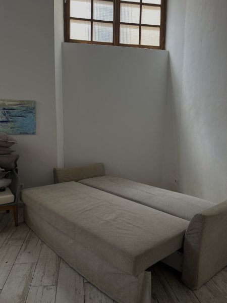 Gemütliches IKEA  Schlafsofa / Ausziehcouch in grau