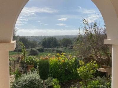 Gepflegte Haushälfte in der Cala Romantica zu verkaufen