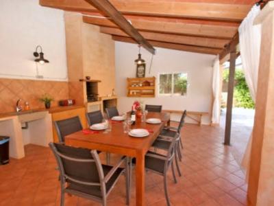 Gepflegtes Chalet auf dem Lande mit Pool und AC bei Porto Colom -- CH 36