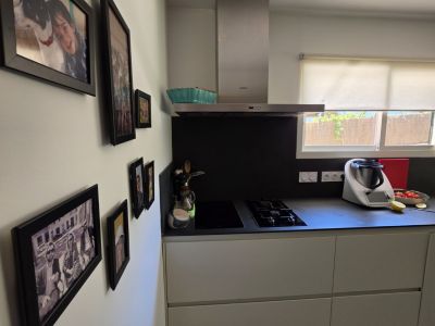 GERÄUMIGE WOHNUNG ZUR TEMPORÄREN MIETE IN CALA BLAVA