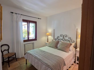 GERÄUMIGE WOHNUNG ZUR TEMPORÄREN MIETE IN CALA BLAVA