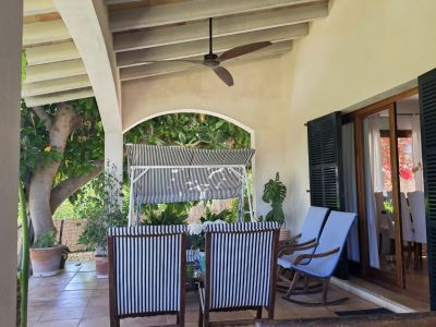 GERÄUMIGE WOHNUNG ZUR TEMPORÄREN MIETE IN CALA BLAVA