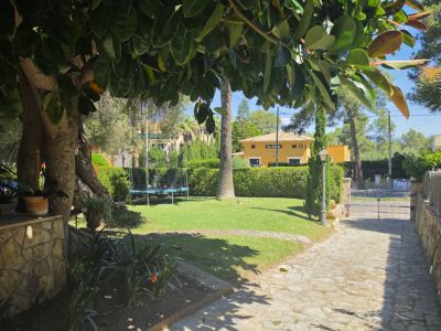 GERÄUMIGE WOHNUNG ZUR TEMPORÄREN MIETE IN CALA BLAVA