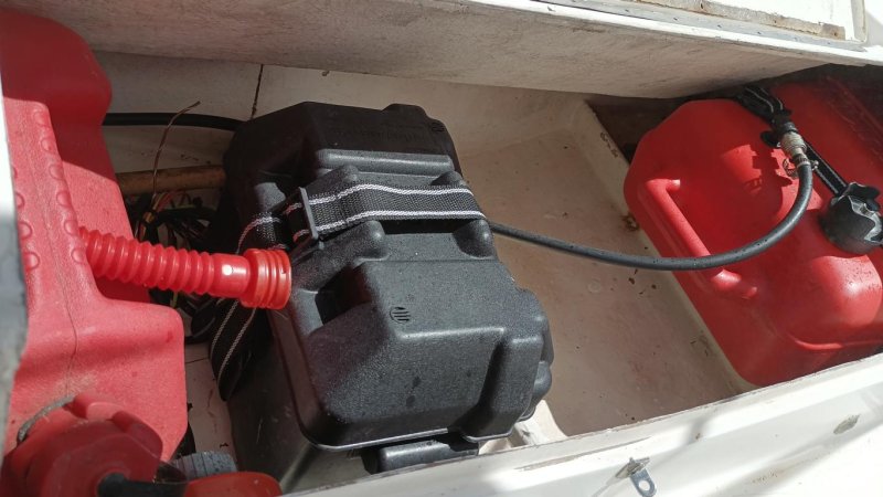 GFK boat 20 HP 4-stroke Suzuki with trailer · Fishing / Angler boat