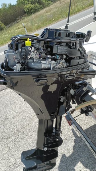 GFK boat 20 HP 4-stroke Suzuki with trailer · Fishing / Angler boat