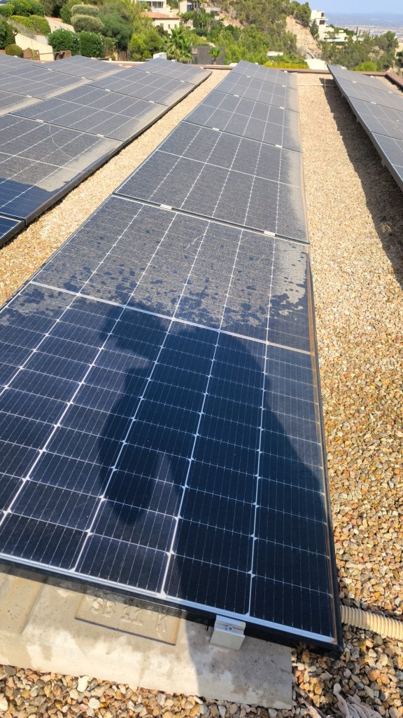 Glas- und Solarzellenreinigung