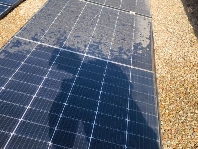 Glas- und Solarzellenreinigung