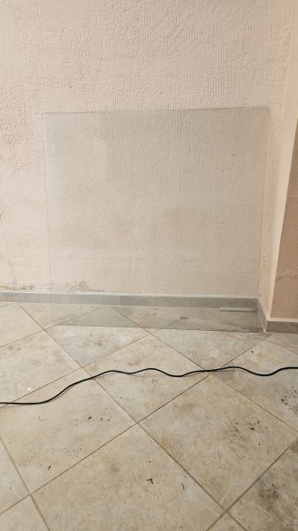 Glasplatte 122 x 122 in Port Verd zu verschenken