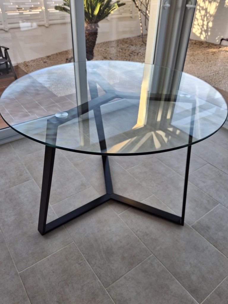 Round Glass Table 100cm with Black Metal Frame
