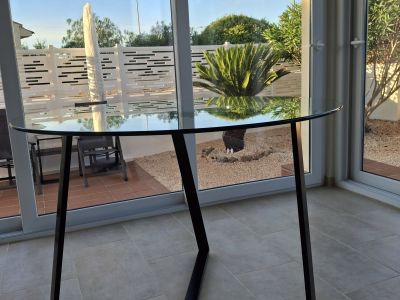 Round Glass Table 100cm with Black Metal Frame