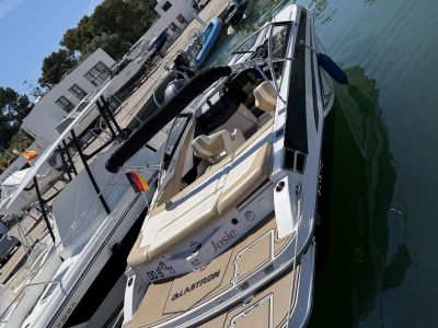 Glastron GT229 Cabin Cruiser 2017 well maintained only 267 h Cala Dór