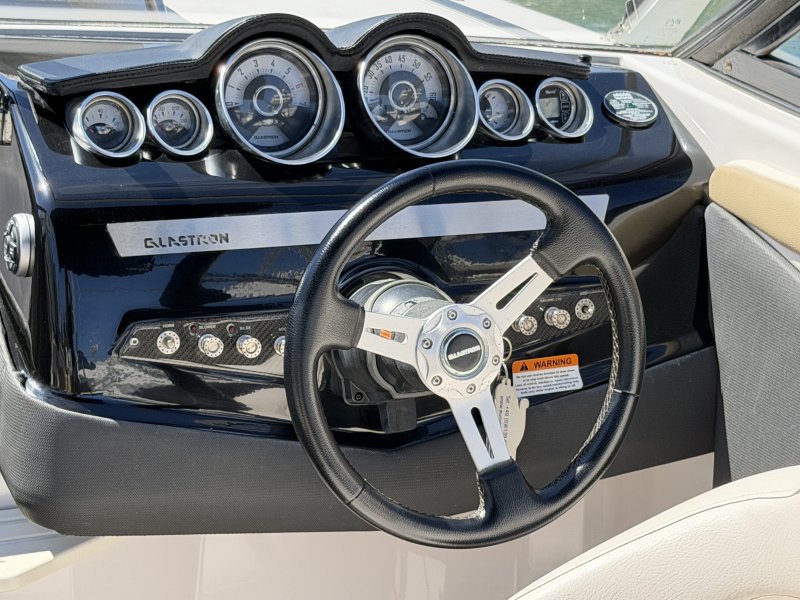 Glastron GT229 Cabin Cr 2017 sehr gepflegt nur 267 h Cala Dór