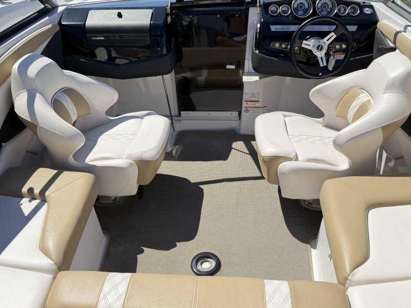 Glastron GT229 Cabin Cr 2017 sehr gepflegt nur 267 h Cala Dór