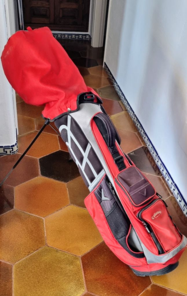 Golf-Komplettpaket-Set: Golfausrüstungspaket mit Driver, Hölzern, Eisen, Putter und Standbag