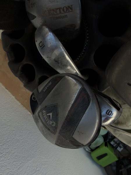 Golf Konvolut: 300 Bälle,34 Schläger,3 Golf-Trolley (2 elektrisch),4 Bags etc.