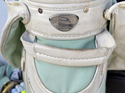 Golf Konvolut: 300 Bälle,34 Schläger,3 Golf-Trolley (2 elektrisch),4 Bags etc.