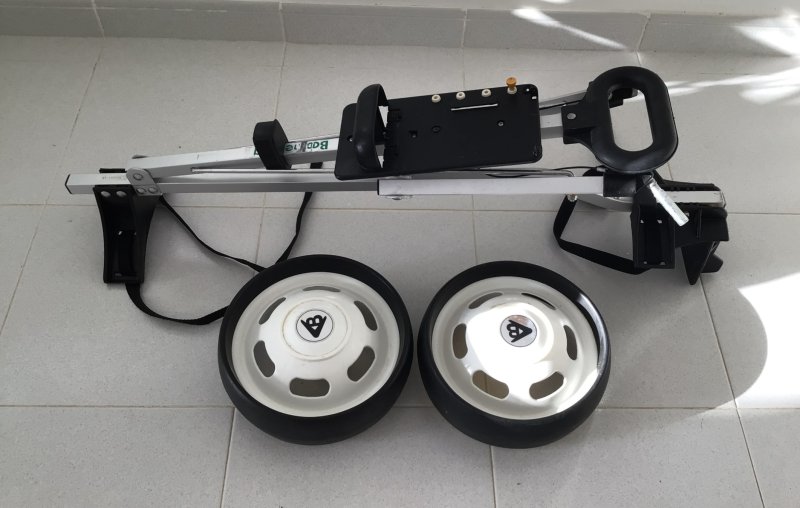 Golf Trolley Boomerang sehr guter Zustand, Standort Font de Sa Cala