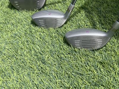 Women's golf club set