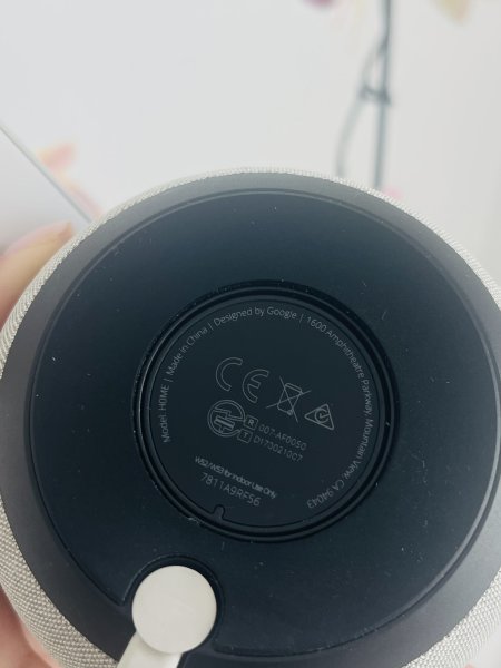 Google Home Smart Speaker Weiß/Grau- WLAN Google Assistant- voll funktionsfähig