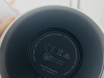 Google Home Smart Speaker Weiß/Grau- WLAN Google Assistant- voll funktionsfähig