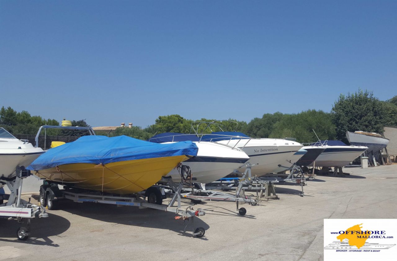 GRATIS - Lager Bootslagerung Storage von Boot Fahrzeug Stellplatz oder Hallenplatz