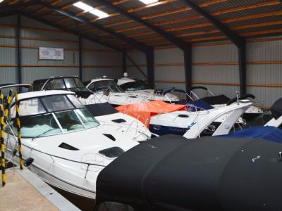GRATIS - Lager Bootslagerung Storage von Boot Fahrzeug Stellplatz oder Hallenplatz
