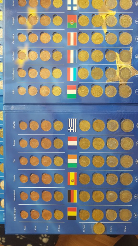 Große Euromünzsammlung in 4 Alben – 228 Münzen – Sammler