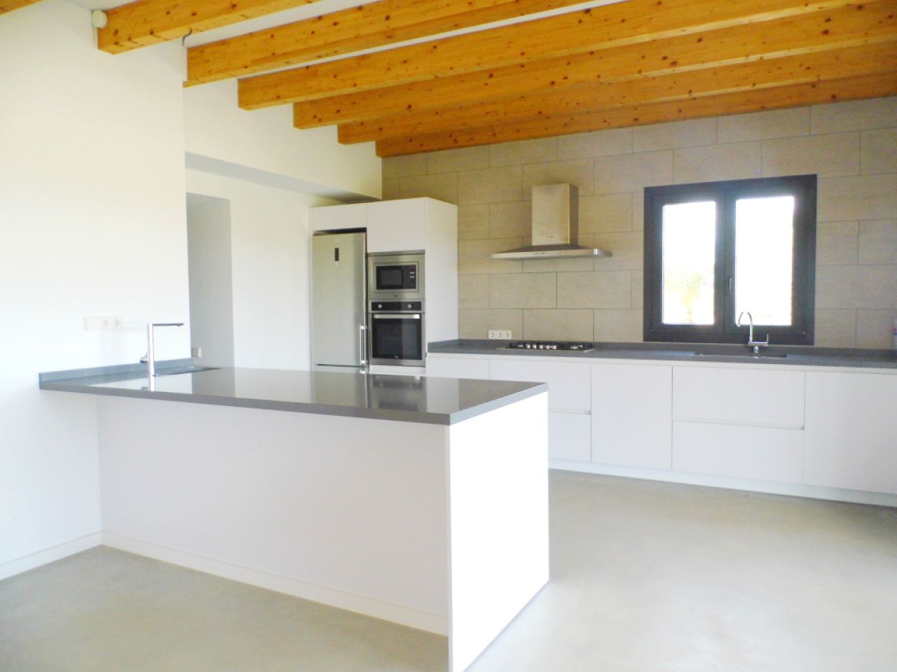 Grosse Finca mit 2 sep Einheiten, Heizung und Pool bei Felanitx --F 46