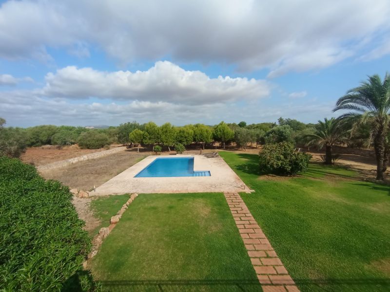 Grosse Finca mit 2 sep Einheiten, Heizung und Pool bei Felanitx --F 46