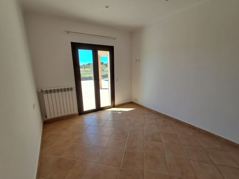 Large finca with 4 - 5 bedrooms, separate studio, heating, pool near Calonge - Cala Dor - F 10