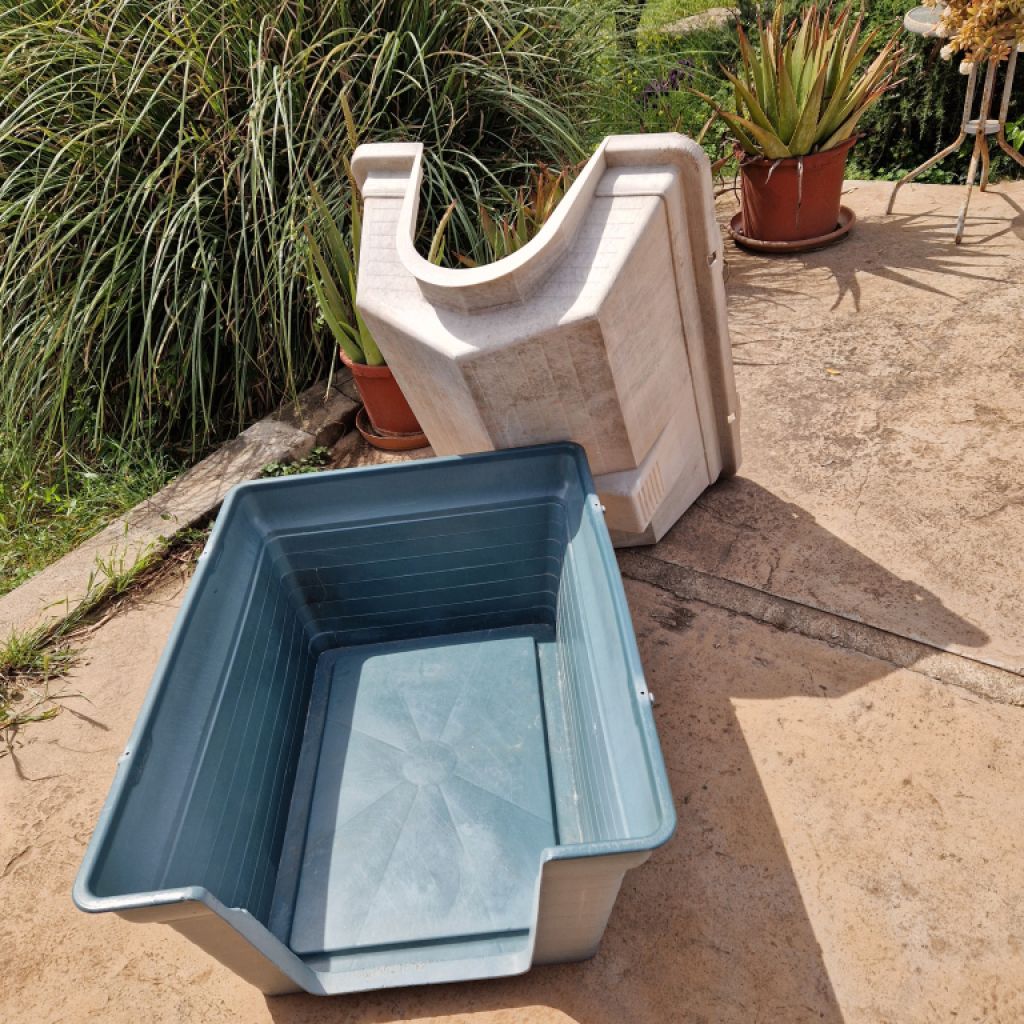 Große Hundehütte, sehr stabil