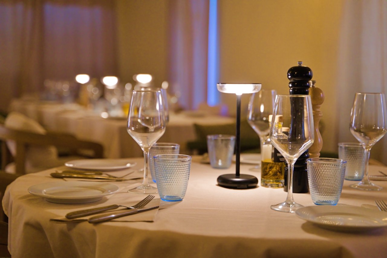 GRAN OPORTUNIDAD DE INVERSIÓN EN MALLORCA RESTAURANTE MODERNIZADO Y TOTALMENTE EQUIPADO