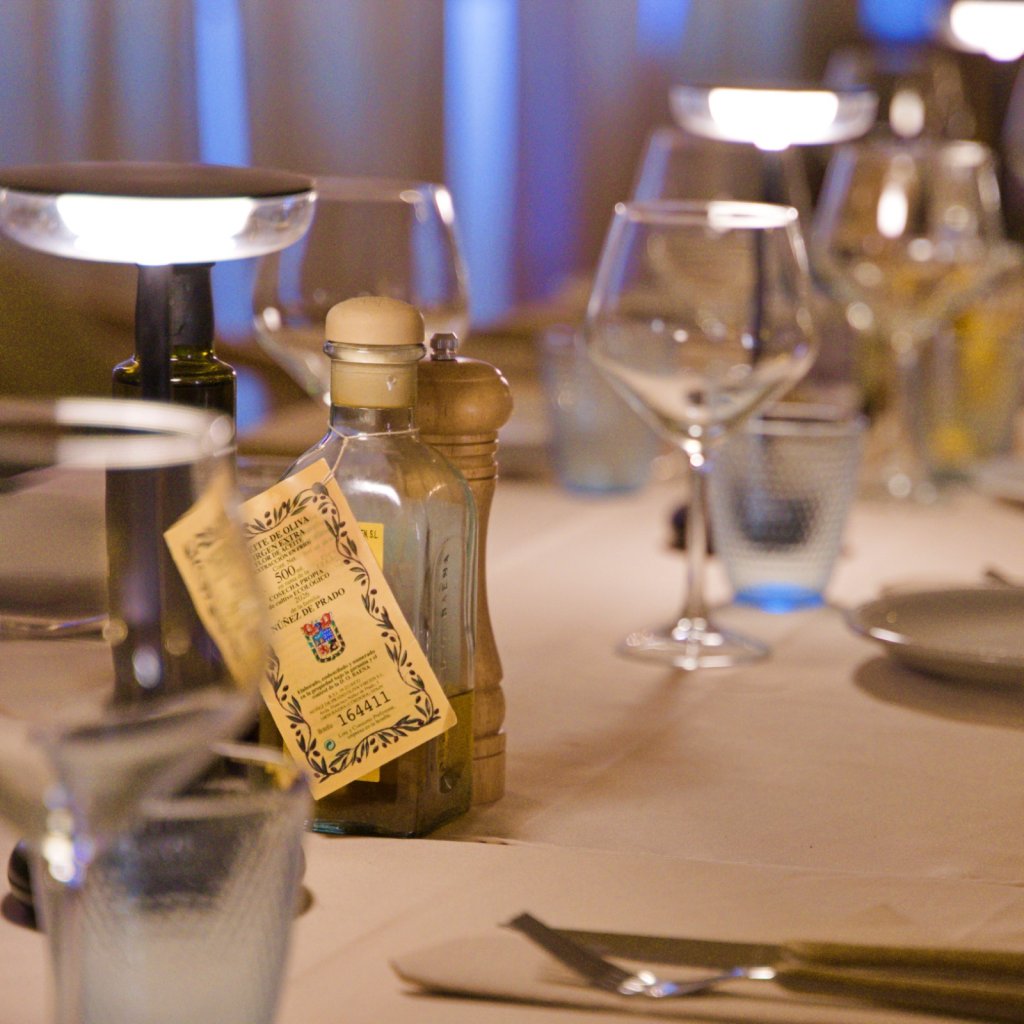 GRAN OPORTUNIDAD DE INVERSIÓN EN MALLORCA RESTAURANTE MODERNIZADO Y TOTALMENTE EQUIPADO
