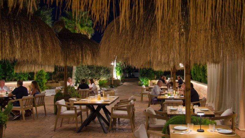 GRAN OPORTUNIDAD DE INVERSIÓN EN MALLORCA RESTAURANTE MODERNIZADO Y TOTALMENTE EQUIPADO