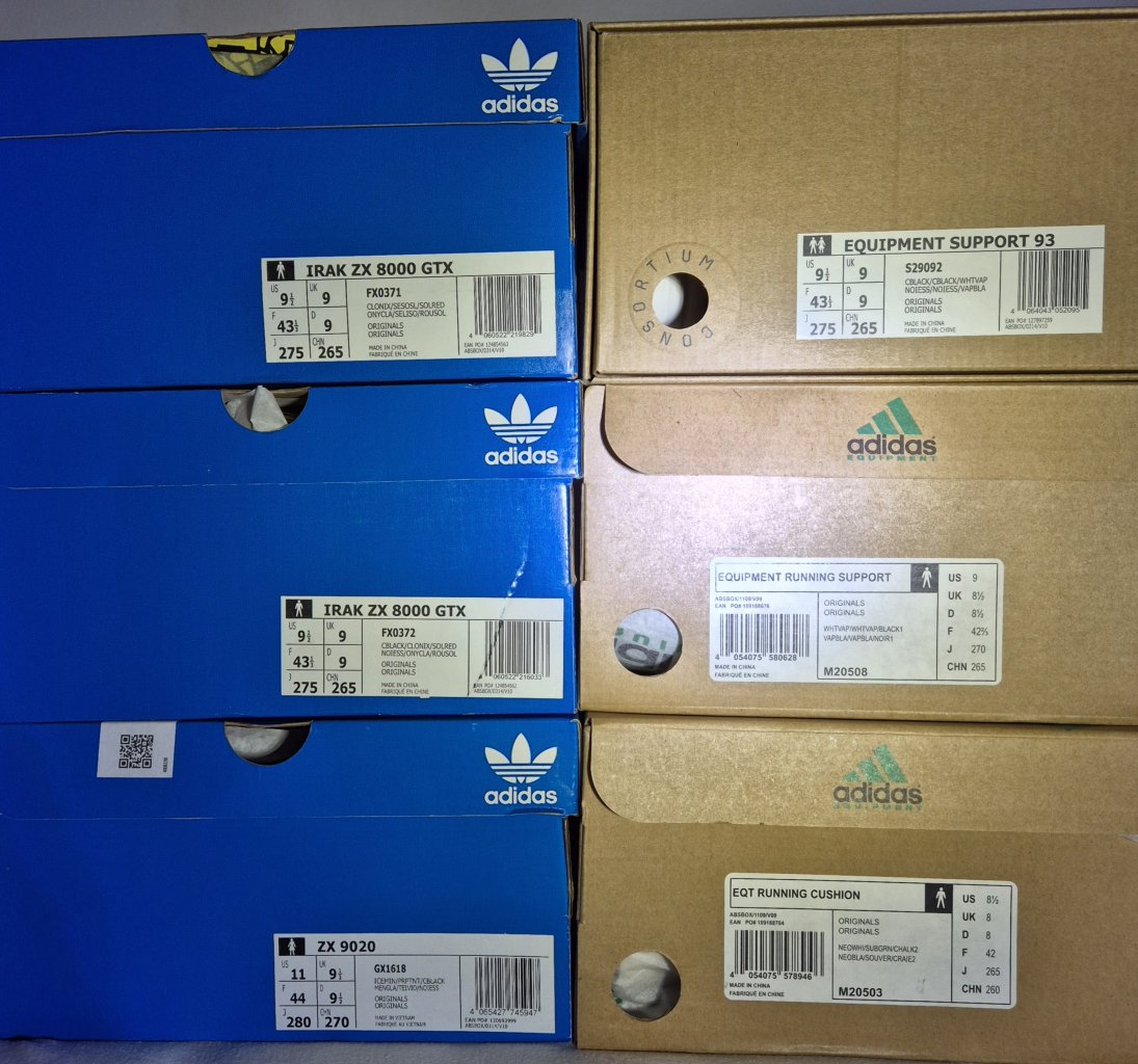 Große Sneaker Sammlungs Auflösung