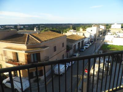 Apartamento grande y moderno con vista parcial al campo en las afueras de Santanyí --- AP 18 VK