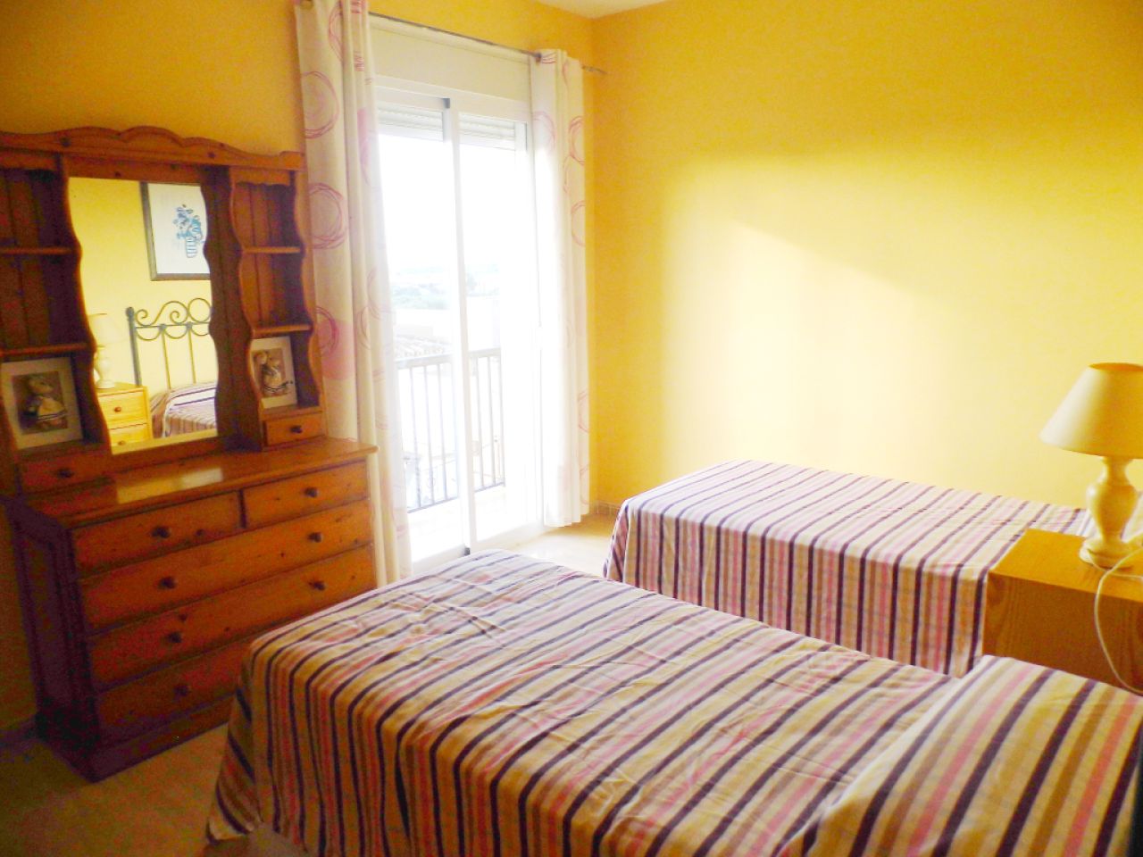 Apartamento grande y moderno con vista parcial al campo en las afueras de Santanyí --- AP 18 VK