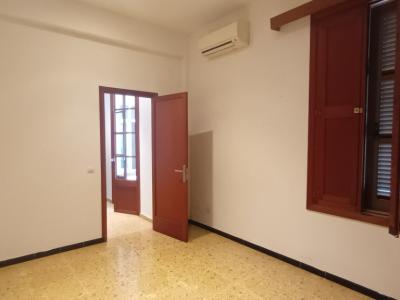 Grosse und teilmöblierte Wohnung mit überdachter Terrasse in Santanyi --- AP 64