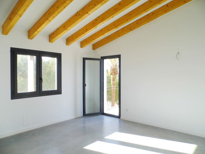 Grosse und unmöbierte Finca mit 2 sep Einheiten und Pool bei Felanitx-Campos --- F 46