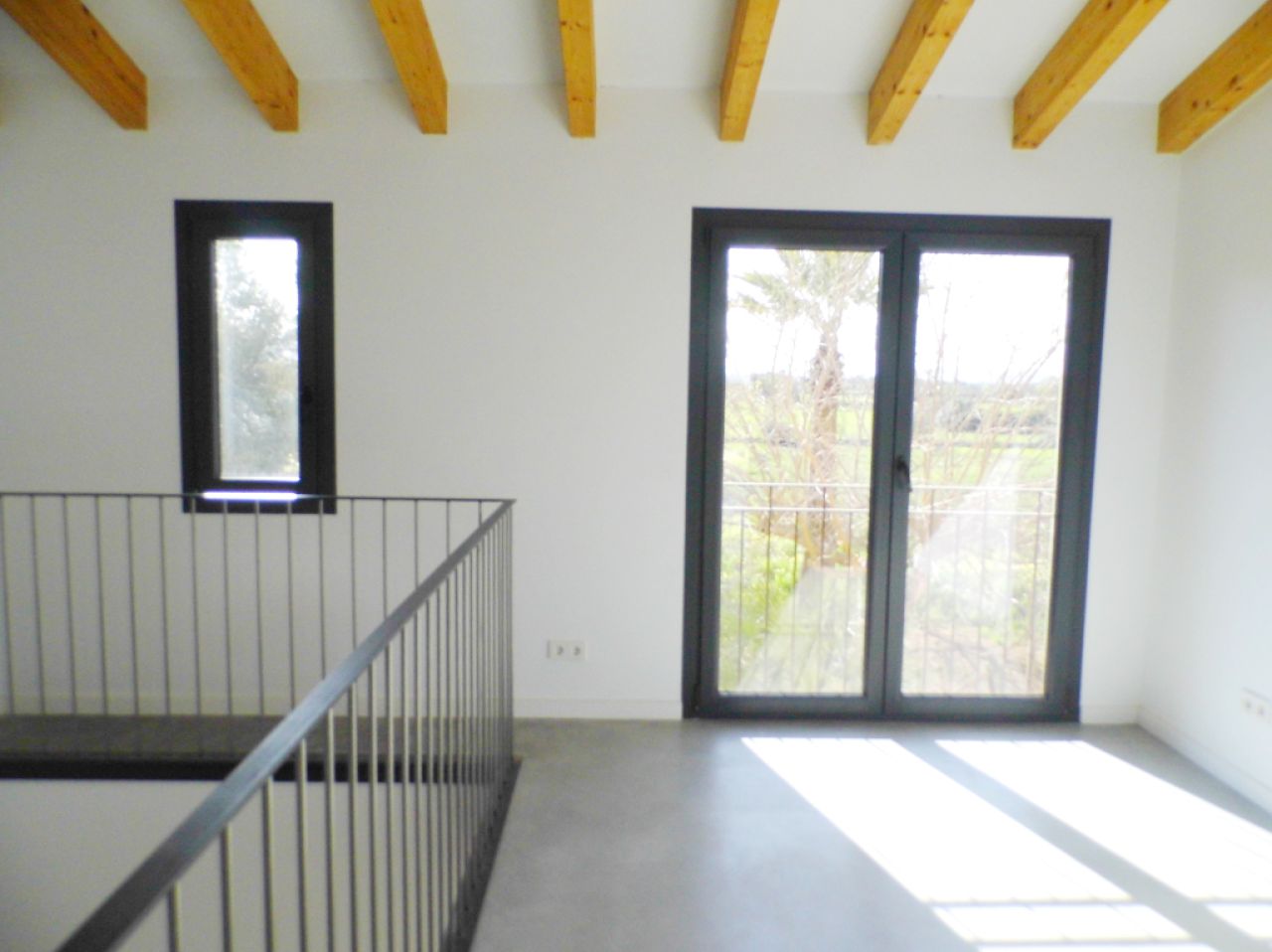 Grosse und unmöbierte Finca mit 2 sep Einheiten und Pool bei Felanitx-Campos --- F 46