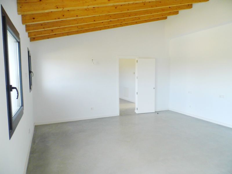 Grosse und unmöbierte Finca mit 2 sep Einheiten und Pool bei Felanitx-Campos --- F 46