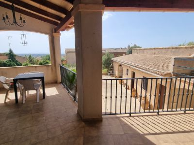 Grosse Wohnung mit Garage, Garten, Terrasse mit Teilmeerblick in Alquieria Blanca -- AP 11