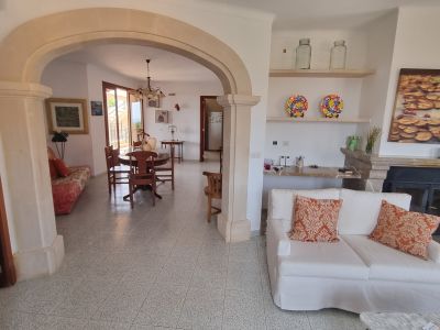 Grosse Wohnung mit Garage, Garten, Terrasse mit Teilmeerblick in Alquieria Blanca -- AP 11